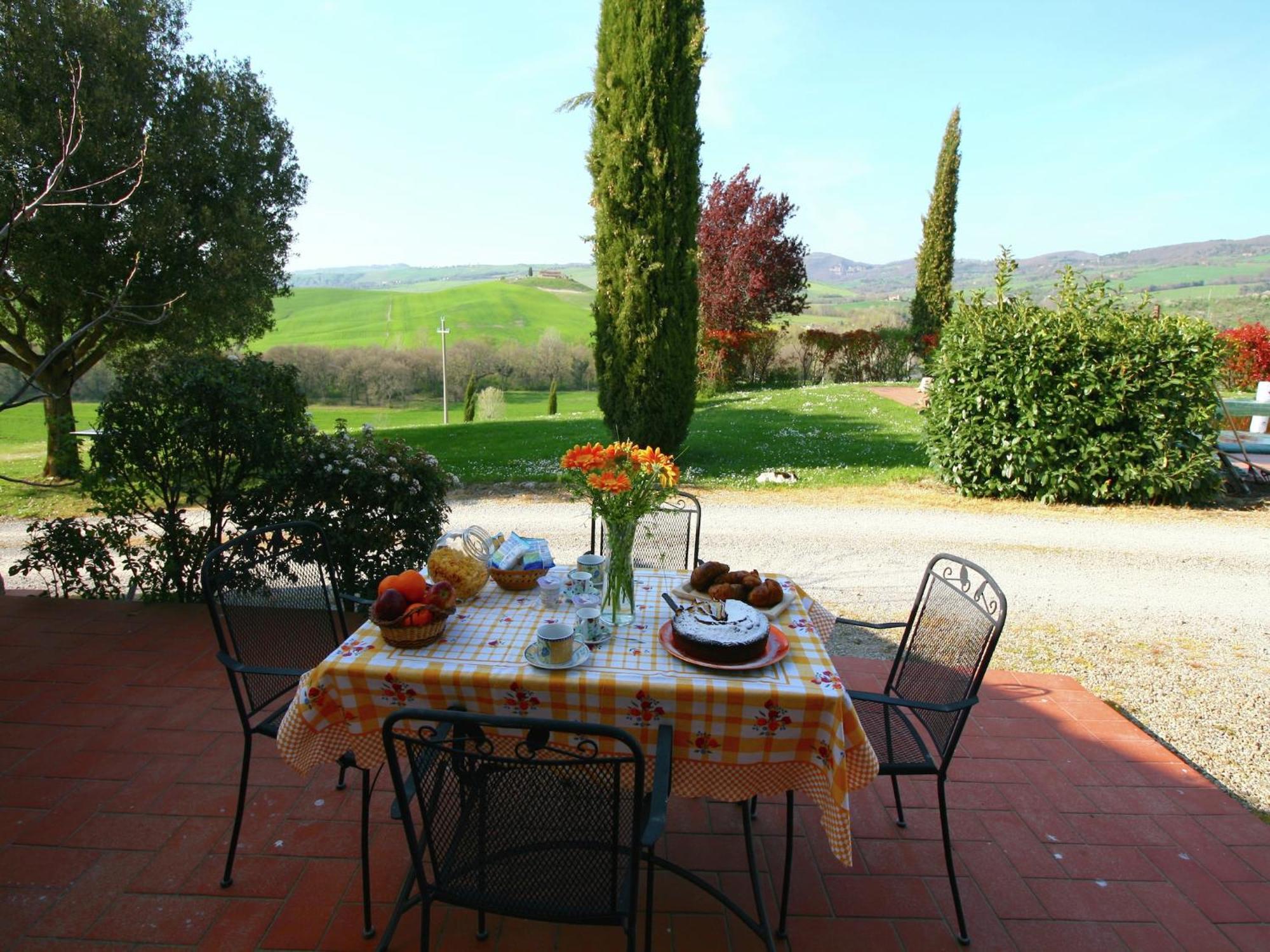 Modern Farmhouse In Pienza With Pool Exterior photo